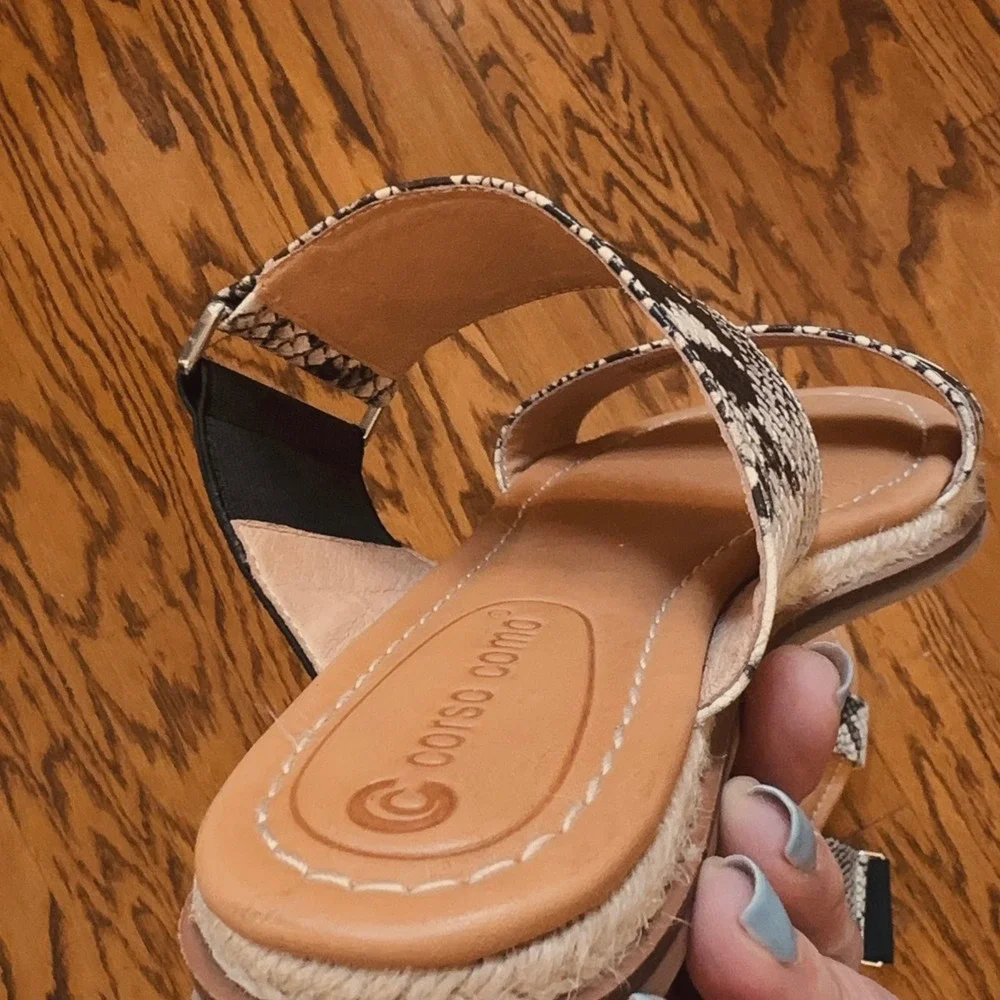 CC Corso Como Glennia Sandals Women 8M Snake Elastic‎ Strap Slide Comfort EUC